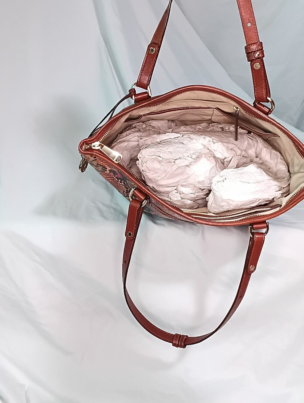 Brahmin Snake Print Bag - Picture 6 of 6